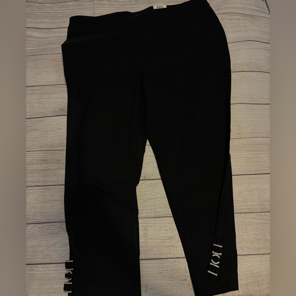 Black dressy Capri with rhinestone Detail